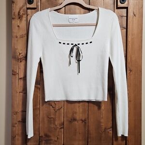 Willow & Wind White Black Ribbon Accent Ribbed Cropped Sweater Large